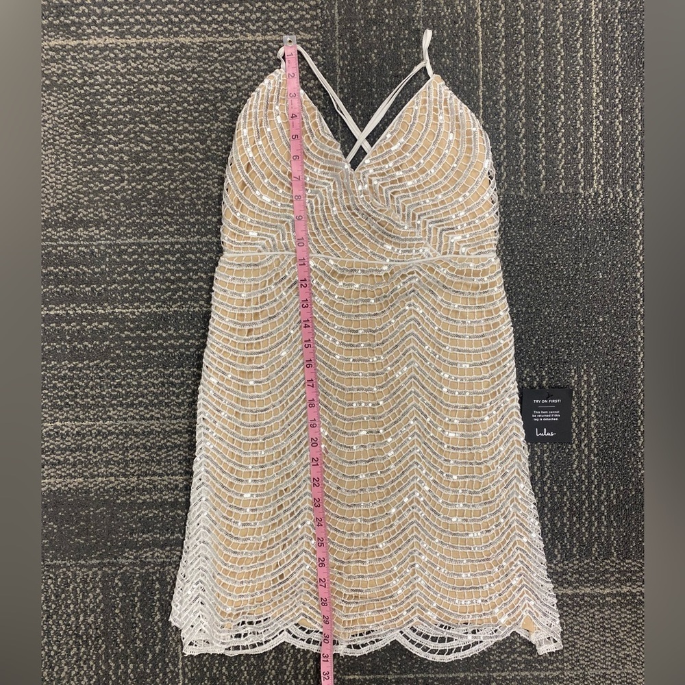 NWT Lulu’s Lele White and Silver Sequin Mini Dress Size Small - Picture 13 of 14